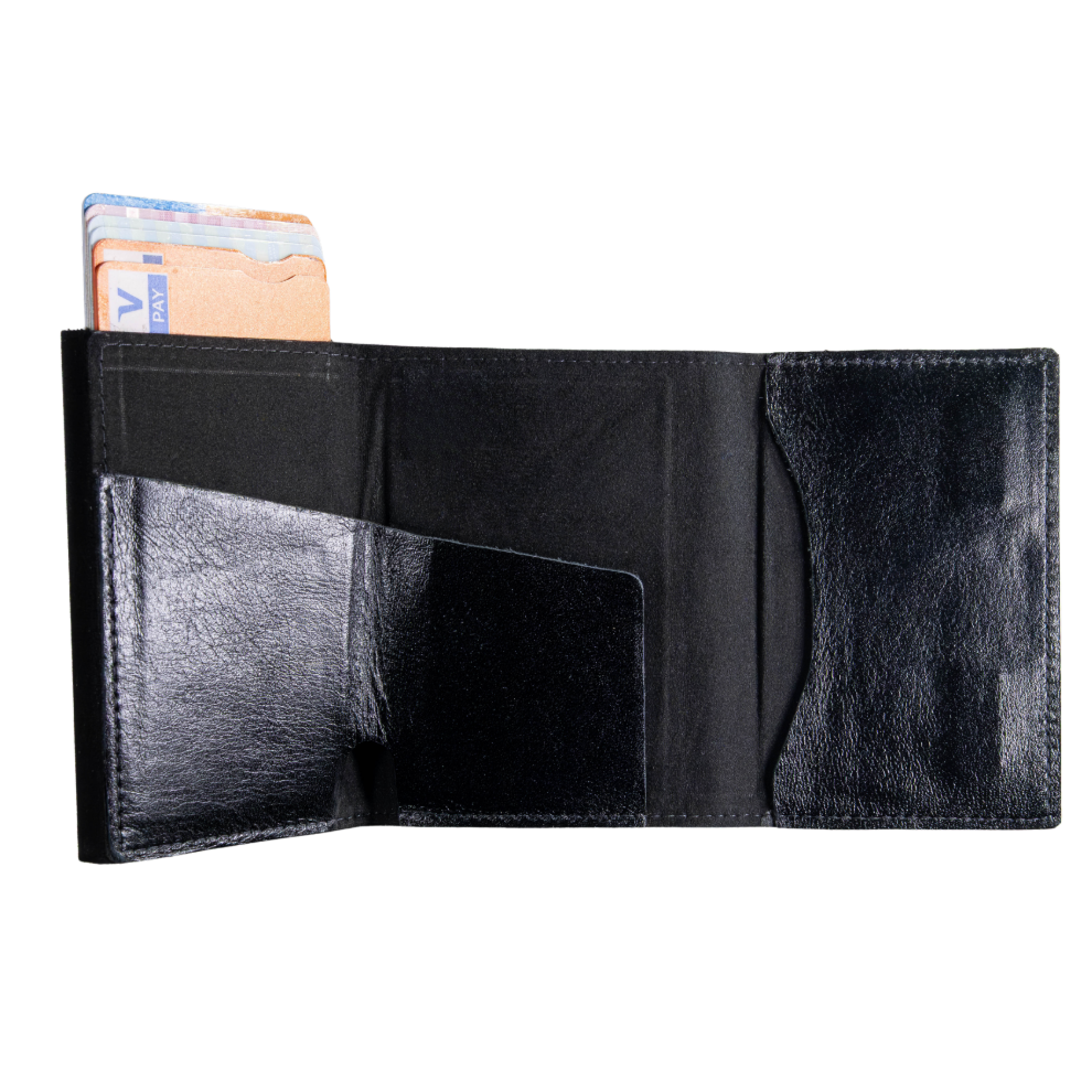 black minimalist leather wallet Classè front view premium black leather minimalist wallet design elegant black leather wallet genuine texture slim black leather wallet men minimalist design black minimalist leather wallet on surface Classè luxury black leather wallet texture detail compact black leather wallet elegant design modern minimalist black leather wallet design premium black leather wallet men style Classè black leather wallet premium finish